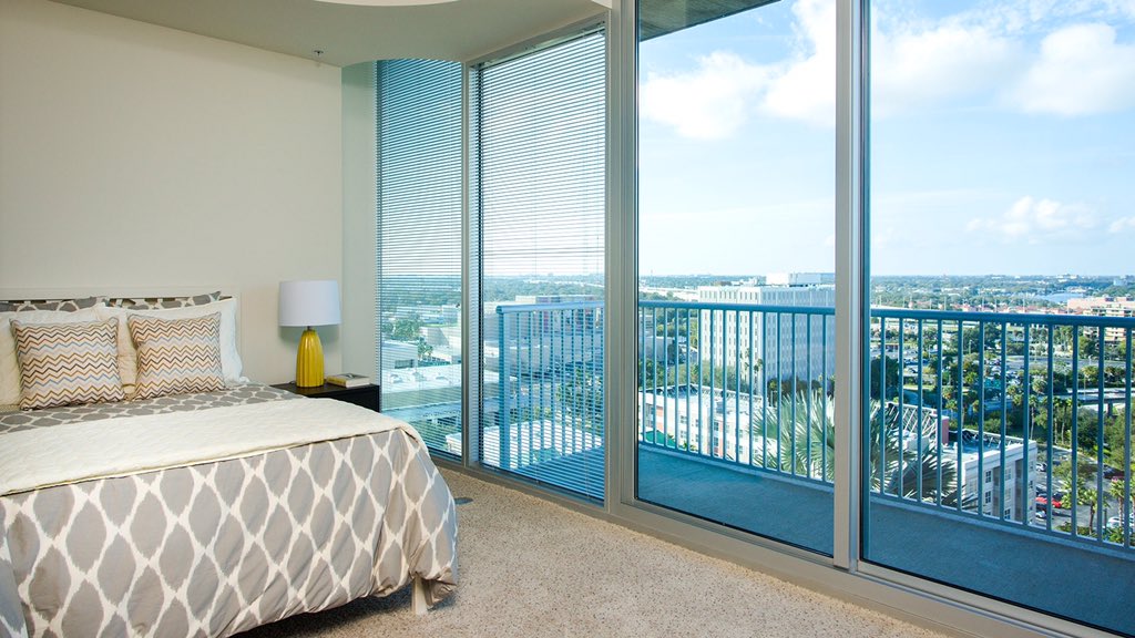 SequoahLloyd's tweet image. This place I want when I move to Tampa! #makingmoves #femaleprogrammer