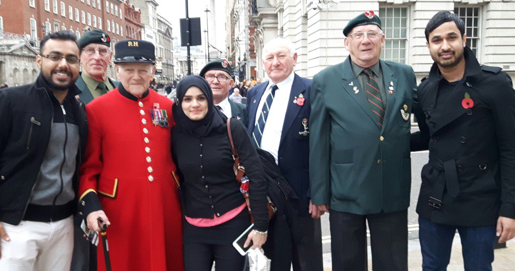 hopenothate's tweet photo. Here's picture UKIP/Anjem etc won't like to see #modernbritain https://t.co/9xIjEqB9vX