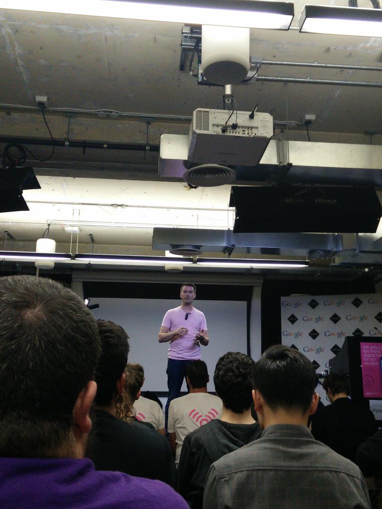 januszkowalczyk's tweet image. #yoyoplay who's going to win ?