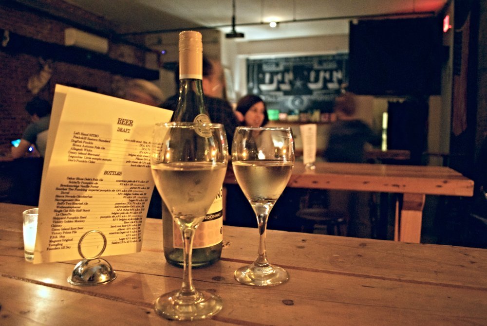 BlocktoBlockNYC's tweet photo. DTUT, Upper East Side: DTUT is a coffee and alcohol bar on 2nd Avenue and E… https://t.co/txJsTRmiIH #Manhattan https://t.co/bVcjsANf1W