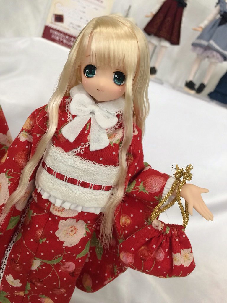 オークション形式*アゾン*1/6 サアラズ ア・ラ・モード 飛ば オークション形式*アゾン*1/6 サアラズ ア・ラ・モード 飛ば