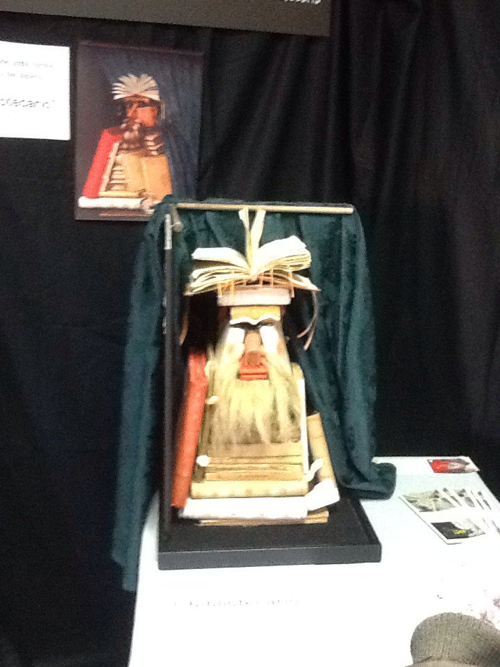 patriziozurru1's tweet photo. Tale e quale. #pbf2015
@SatelliteLibri @stradescritte https://t.co/H98qwLl1Nl