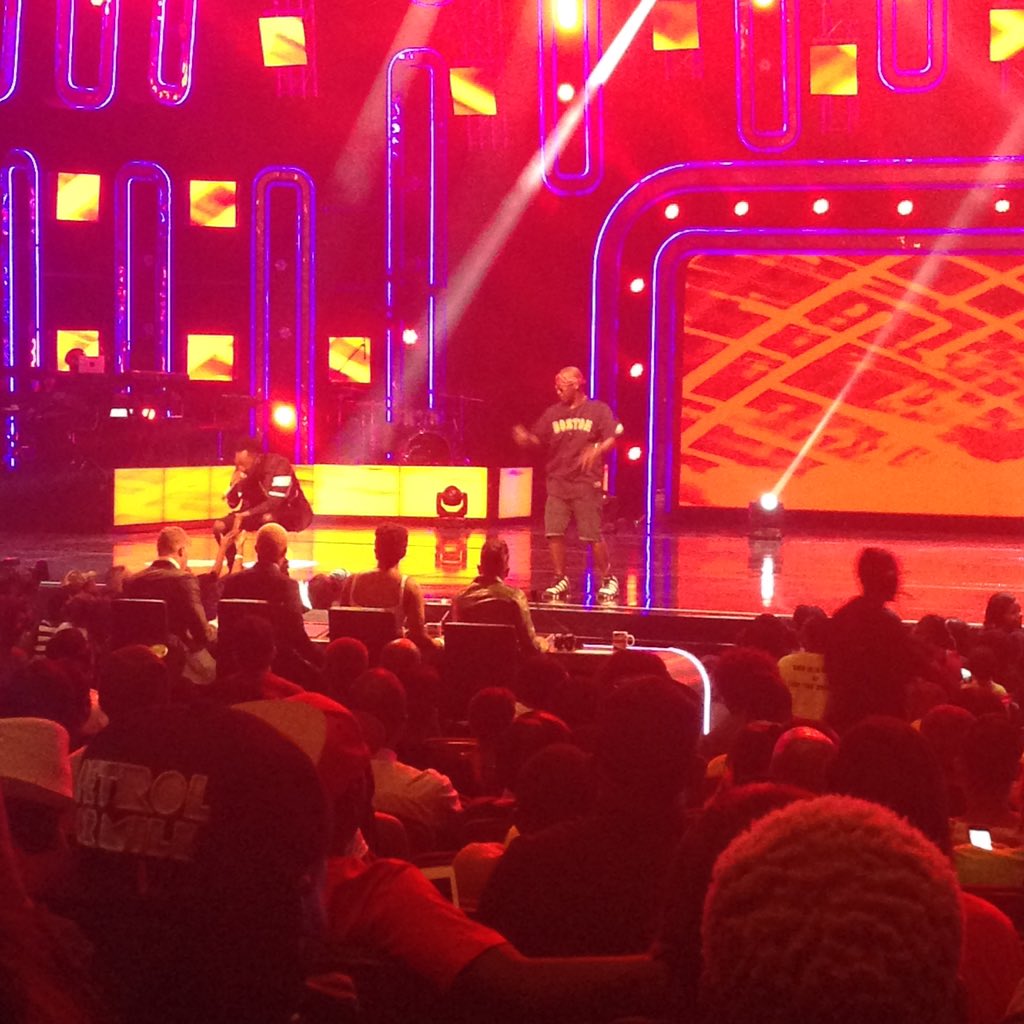 DrumMagazine's tweet photo. .@khulichana and @patorankingfire kill their "No Lie" performance. #IdolsSA https://t.co/M6Nej14uP9