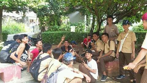 Famiglia_Anty's tweet photo. Kita selalu berpendapat,Kita ini yang terhebat. *KesombonganDiMasaMudaYangIndah👋 https://t.co/l84cZPivgj