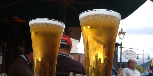 The rise and rise of light beer in NZ - from 1% to 5% of sales in just 2 years (24% in Aust) ow.ly/Uo9uW