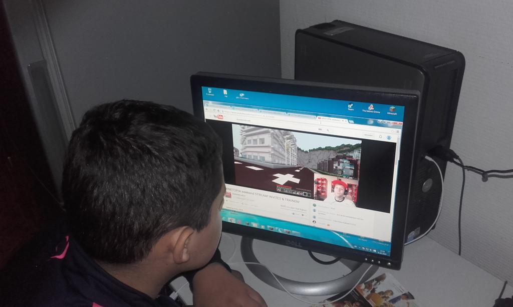 IliasK's tweet photo. Ik wil graag een sportschool openen.
Ik ben 15 naar en mijn mc naam is ilias_ali https://t.co/8TWJdanZtp