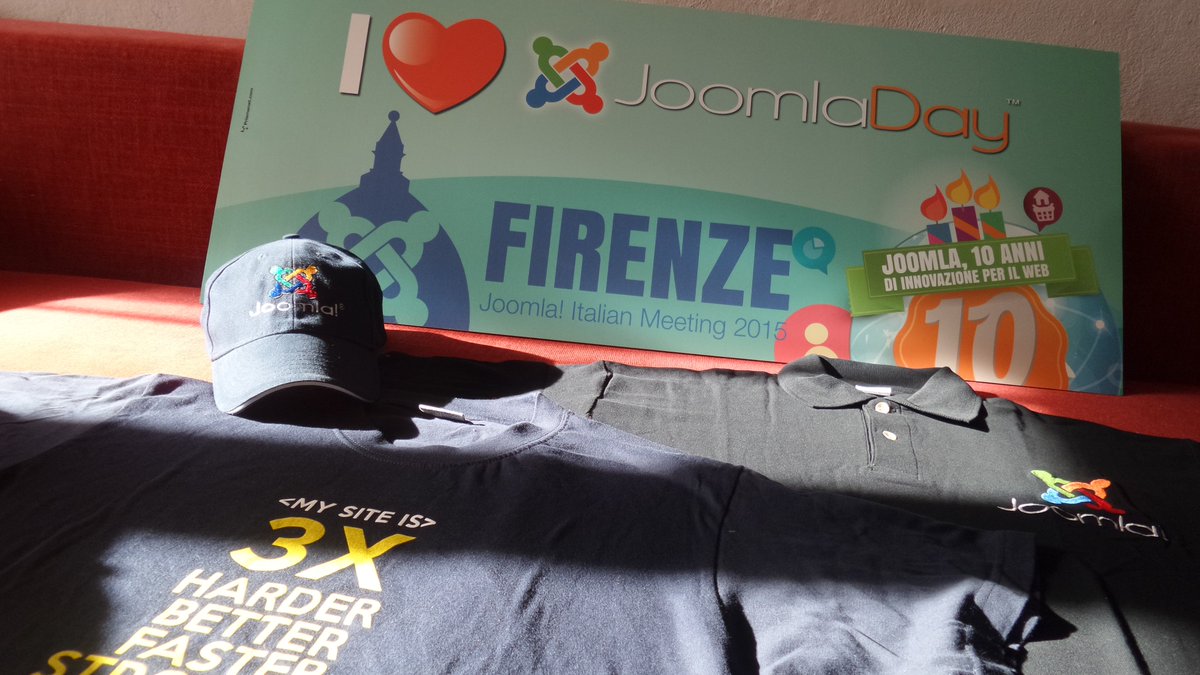 davidfrassi's tweet image. #jd15it Prima volta come relatore al JoomlaDay, ringrazio Alexred per i super mega gadgets!