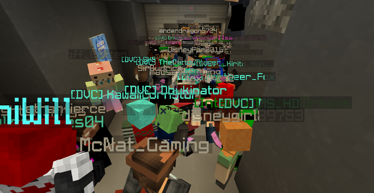 XtraFreckle's tweet image. So many people ready for today's showing of Stitch's Great Escape! @MCMagicParks #MCMagicSide