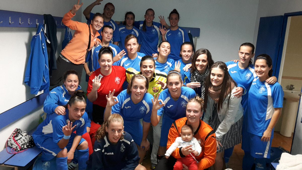 udalginet1516's tweet photo. Arribà una nova victòria, molt sofrida i treballada! 3-1 #equip #3puntsmes #mesliders  #amuntblavetes https://t.co/hg16AWxUoW