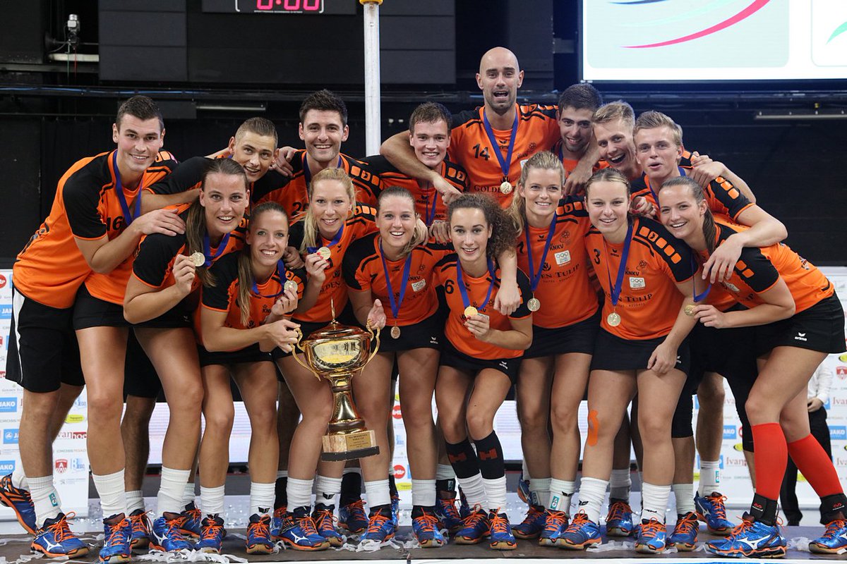 NLKorfbal's tweet photo. Wereldkampioen! #WKC2015 https://t.co/kHPdT67FrZ