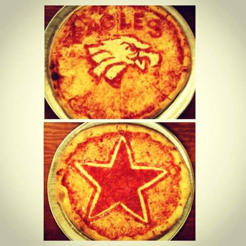 ArnierisPizza's tweet photo. #Eagles #tailgate = #Arnieri's!
๐3lg pies & 2lt soda $30.95! ๐
#cantbebeat #since1977 #Oldschool #pizza #wedeliver https://t.co/yhMOAeCHLu