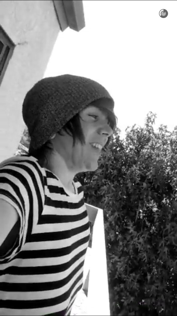 Happy birthday Damon Fizzy!!! You are such an inspiration to everyone ily!     
