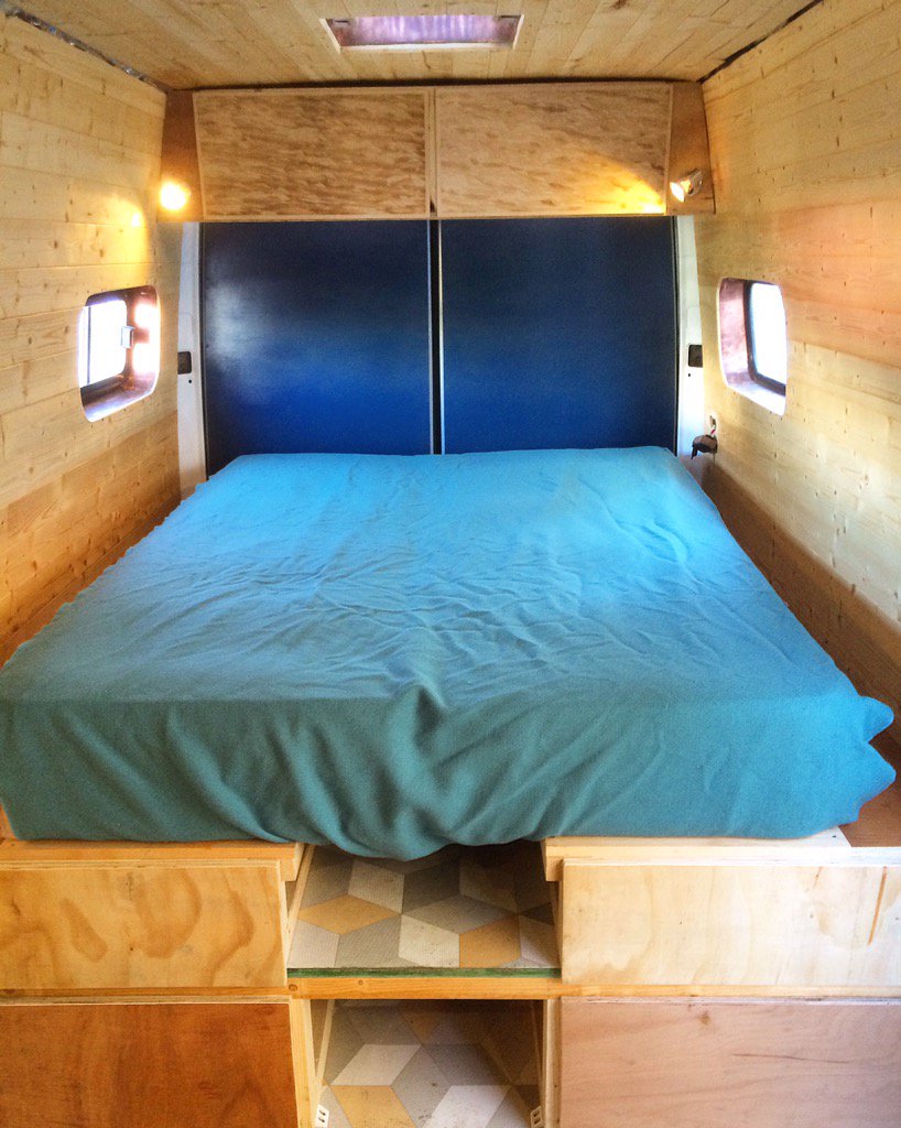 nelsonwoodward_'s tweet photo. #MegaStorage under bed draws,above bed box,bedside drop boxes&under floor storage accessible from the boot. #vanlife https://t.co/9Pgz8ANqab