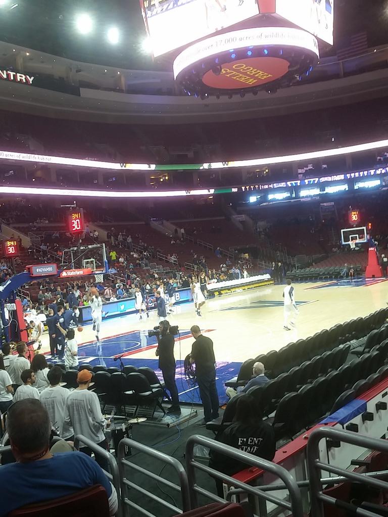 DominicDiPiero's tweet photo. Lets get this second half under way!! GO WILDCATS! #NOVAvsPACE https://t.co/rUfdftGiaw