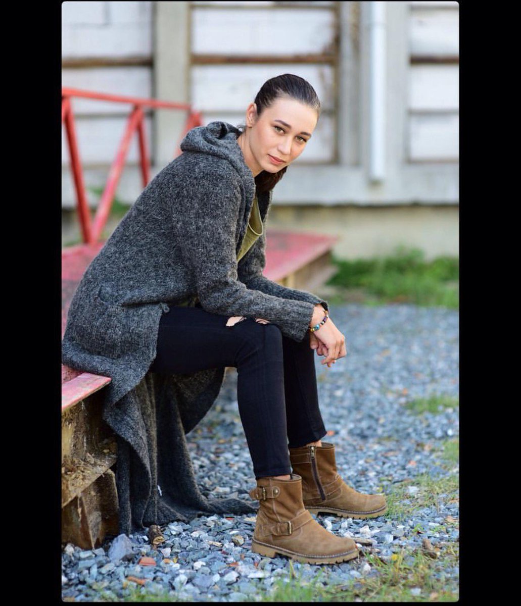 #GamsızHayat Yeni Bölümü ile birazdan Show Tv de. #sırlar #ergulmiraysahin 
@ErguLmiray @gamsizhayatdizi