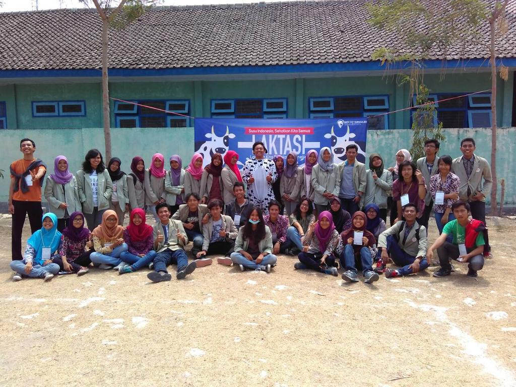 Ini dia!
Wajah2 di balik suksesnya acara Masyarakat Budaya. Kalian super sekali 🙌