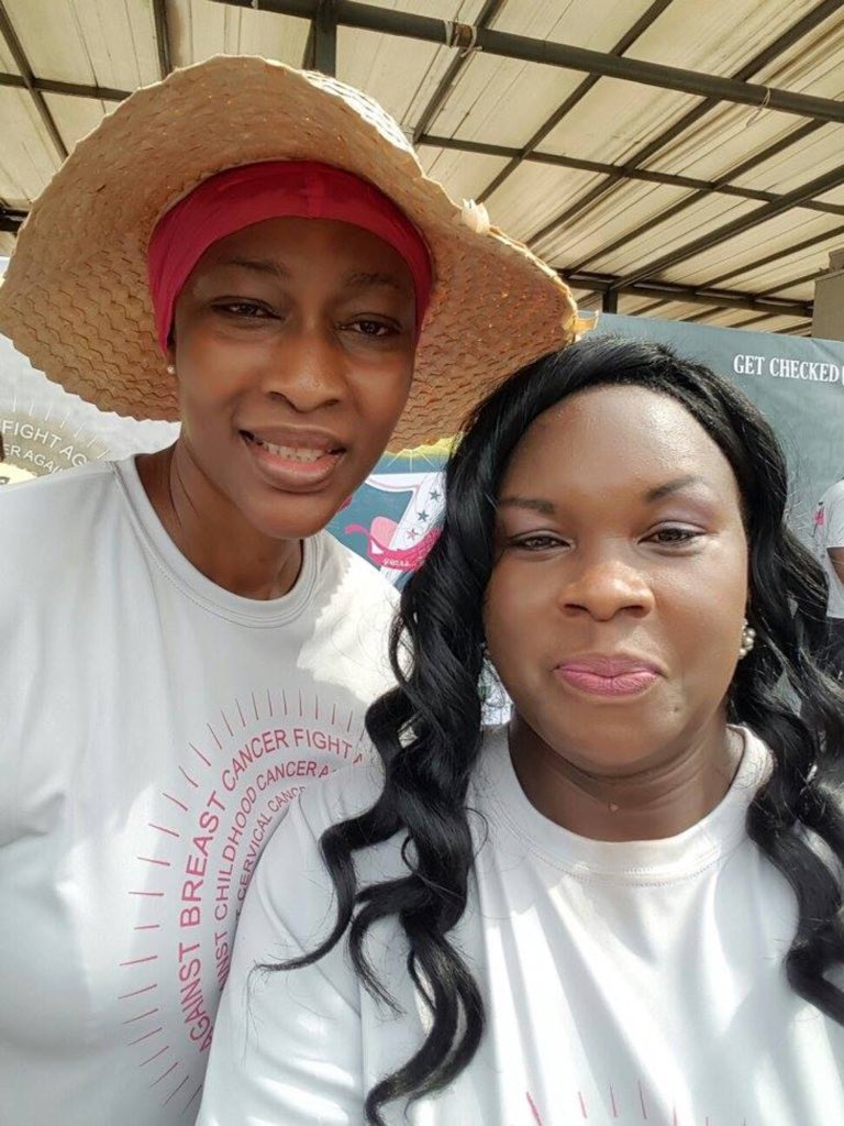 BridgeHouseNG's tweet photo. @OnariDuke and #BridgeHouseCollege administration manager Mrs Owoh T.N at #UnitedAgainstCancer #RunForACure https://t.co/jmJ7wBxzNE