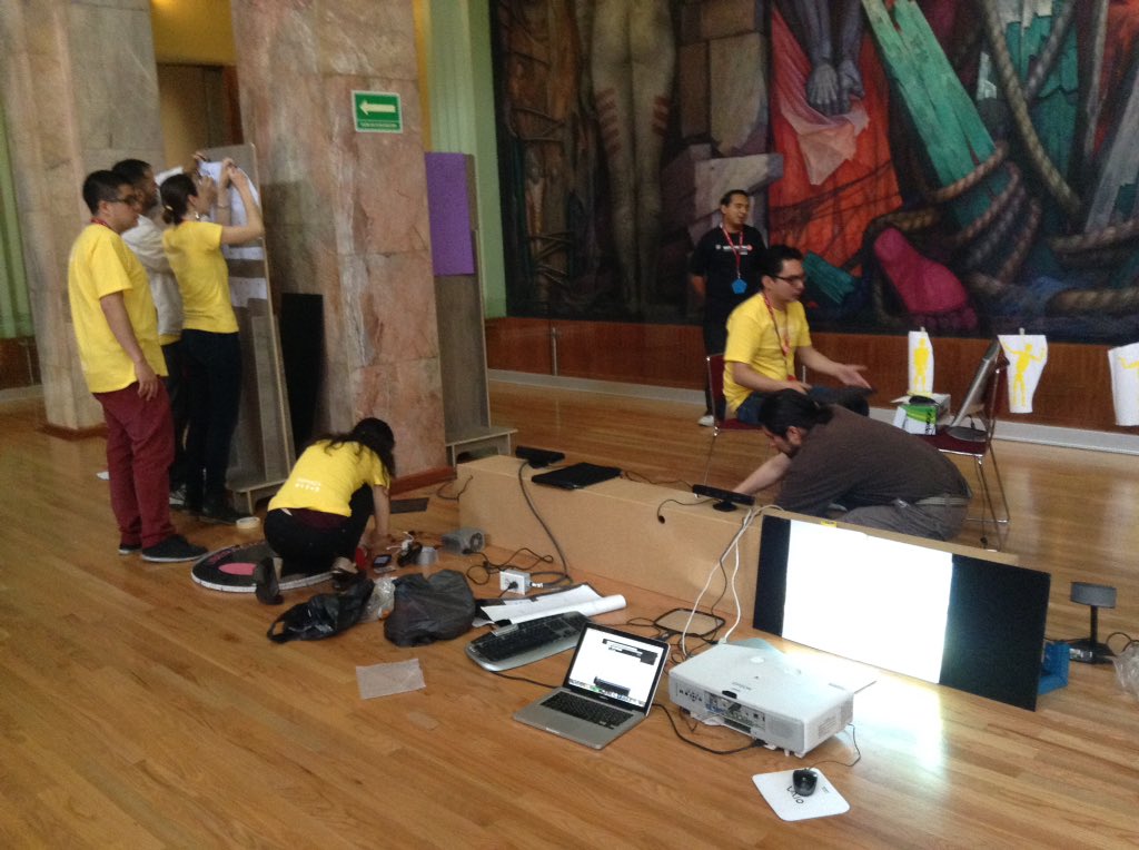 siete media (@sietemedia) on Twitter photo Los procesos de instalación de prototipos está por terminar #museomix #MuseomixMx <a href="/MuseomixMx/">Museomix MX</a> #peoplemakemuseums Los procesos de instalación de prototipos está por terminar #museomix #MuseomixMx <a href="/MuseomixMx/">Museomix MX</a> #peoplemakemuseums