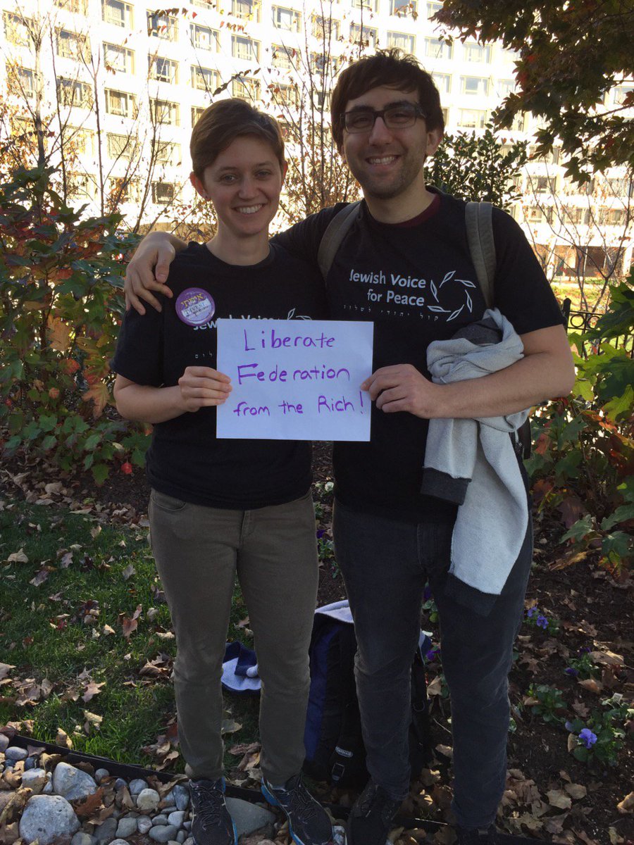 JVPPhilly's tweet image. JVP Philly at #OpenFederation protest outside #JFNAGA in DC! End big donor control of Jewish institutions!