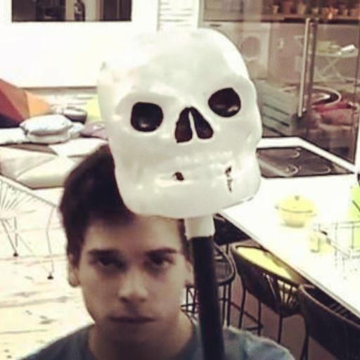 MatiSPLAGA's tweet photo. Vayamos a lo importante 
#GranFinalPopular2015
#MatiasSchrank https://t.co/99jZMKU5cw
