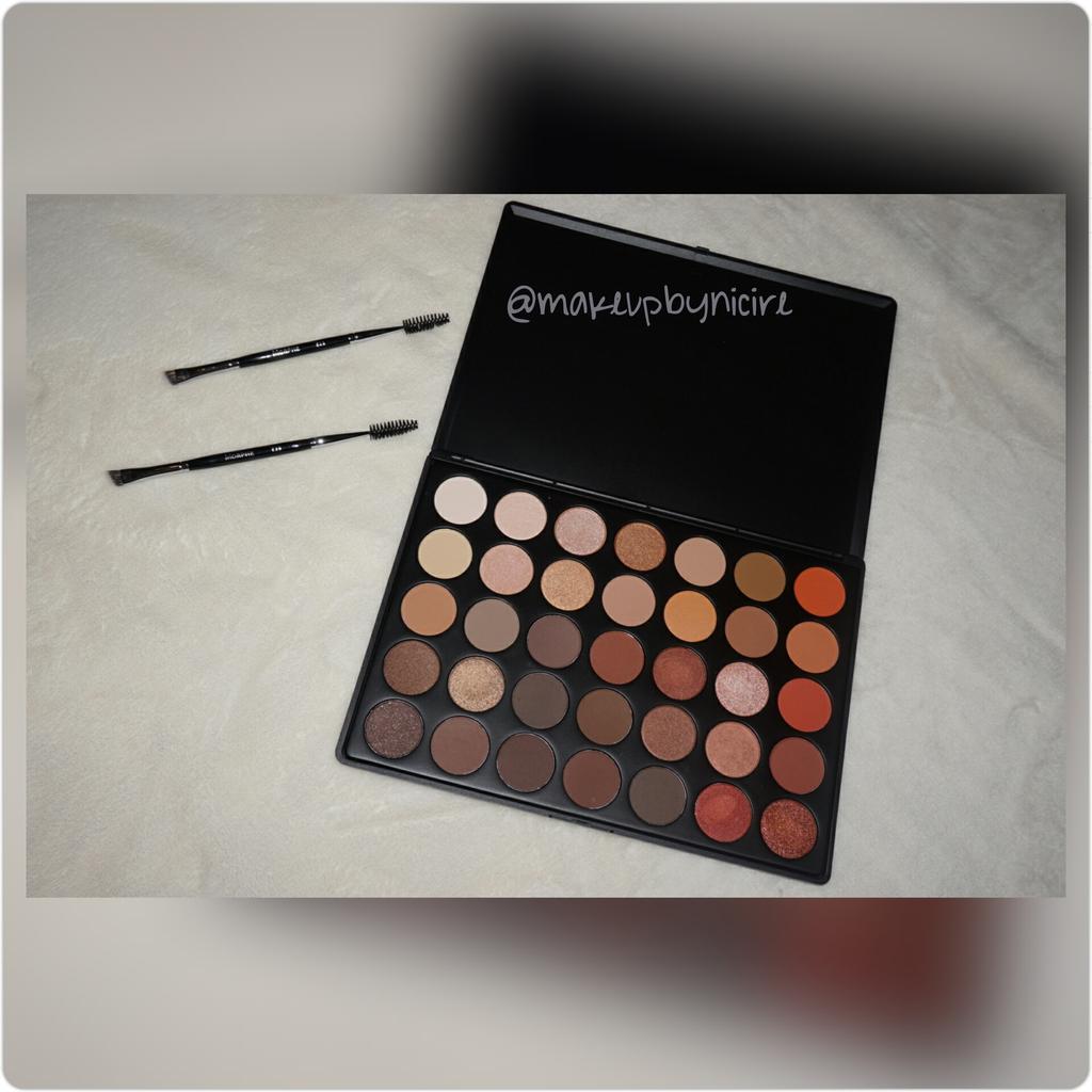 The long awaited 350 palette😍 So happy this baby arrived in the post..<a href="/MorpheBrushes/">Morphe</a>
