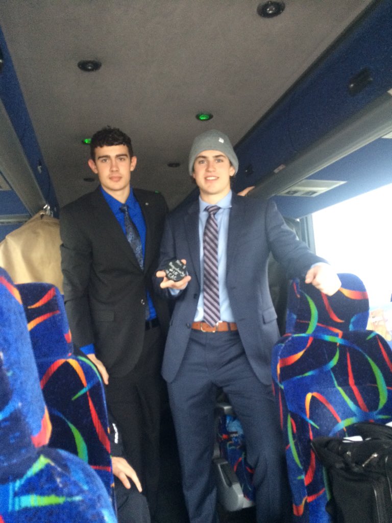 FlamesU18AAA's tweet photo. Big team win (8-1) 37 SOG for @AdamMarcoux #amhlshowcase MVP @Bogs &amp; @Bleason7 #happybusride https://t.co/Rx5idQslJD
