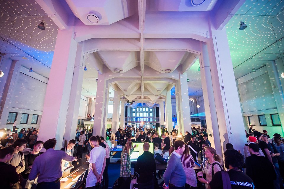 hackJunction's tweet photo. We are in awe of how well-executed demos we saw today! Kattilahalli filled with great hacks and hackers! #Junction15 https://t.co/DjkmYX7hZa