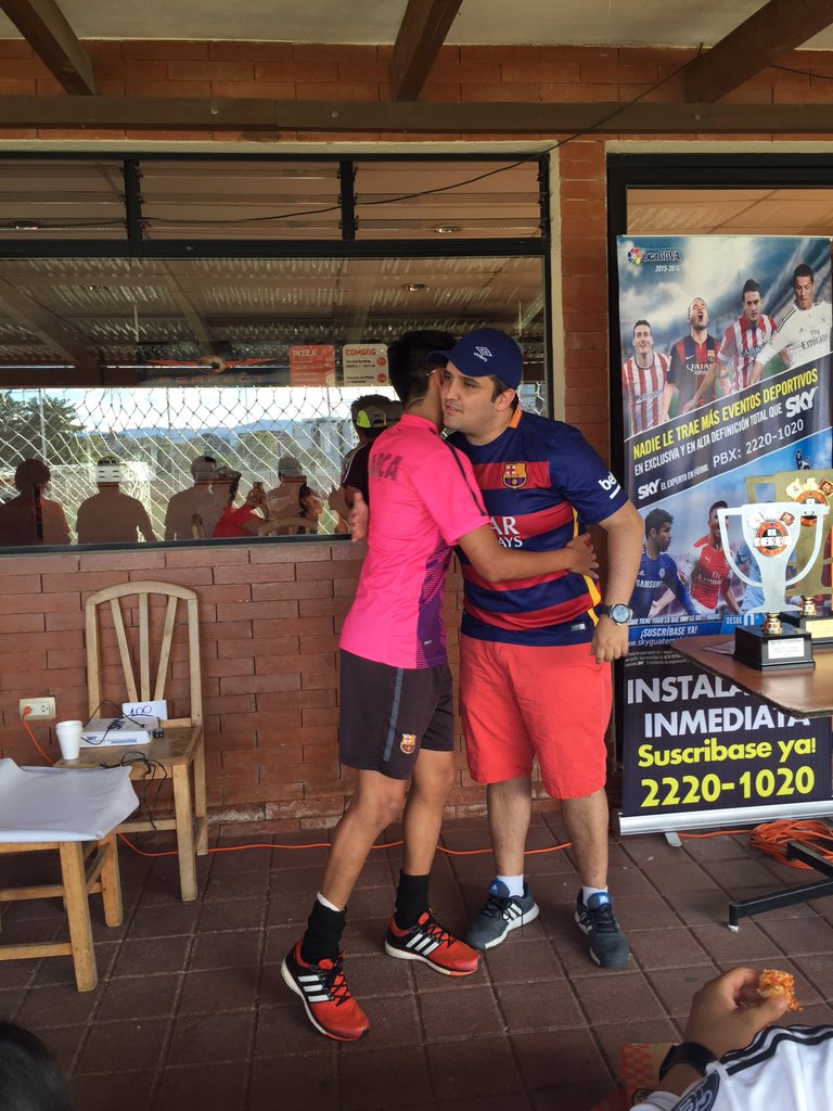 ronaldgalvez_'s tweet photo. Goleador, menos vencido y más valioso para @GuateAzulgrana #CopaDerby https://t.co/hdGri5Grvs