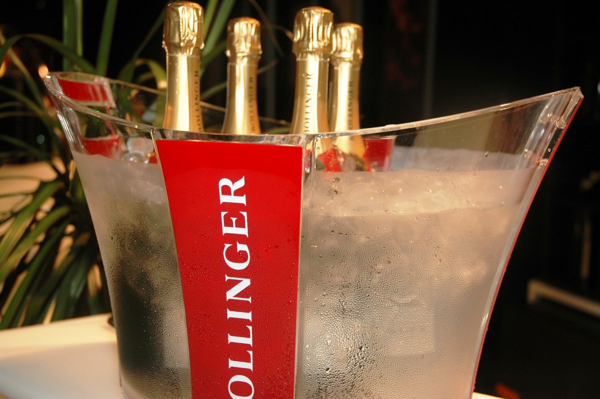 MyGlamourMag's tweet photo. Best #Champagne ever at Classic-Event @kortrijkxpo #Bollinger #Luxury #Lifestyle @BollingerUK #SPECTRE #Bond https://t.co/DS5ImQVUD9