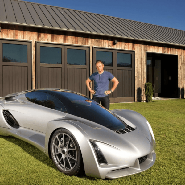thevouofficial's tweet photo. Divergent Microfactories Reveals Blade, The First 3D-Printed Supercar https://t.co/J9JUjFnOf5 #IoT #Wearables https://t.co/4zxHxKy5cn