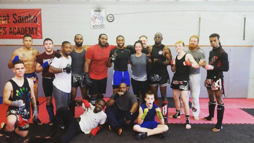 ashmuaythai's tweet photo. Great day training ready 4 my#darkmatter recovery shake @MHPStrong@Redemption_MA@revgear@ChickfightsRock #teamMHP https://t.co/a9FhG6sWJp