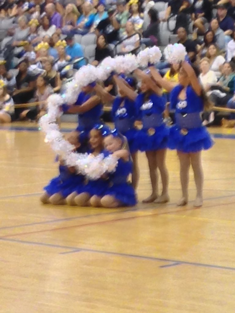 OCAllStars_'s tweet photo. OC Tiny Diamonds with Their Cookie monsters 🍪tooooo cute! #OCShowcase2015 #proud2bOC https://t.co/prmXLcqGzS