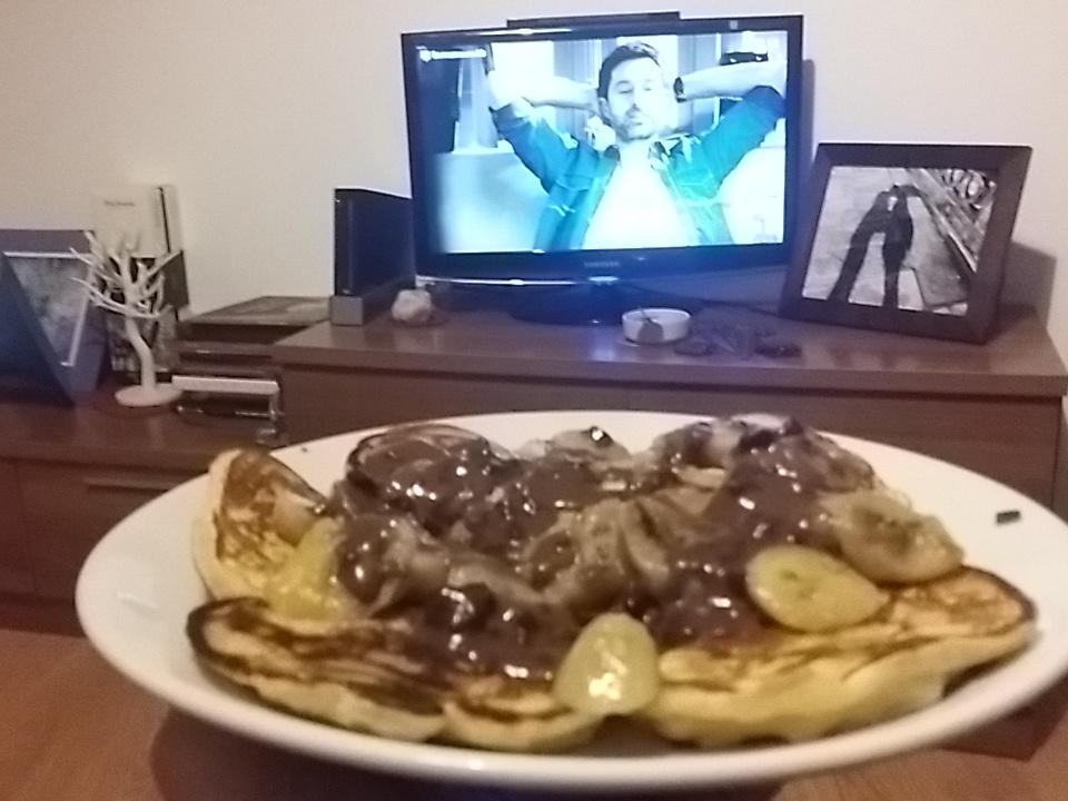 andresrozados's tweet photo. Tortitas con chocolate e #Serramoura30 bo plan de #domingo ;) #Findw @serramoura_tvg https://t.co/MWXqfMfKxZ