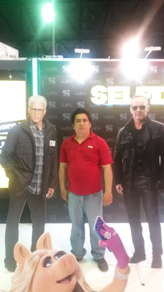 PMedinaVzla's tweet photo. #comicconsony https://t.co/BeqG7NAs2y