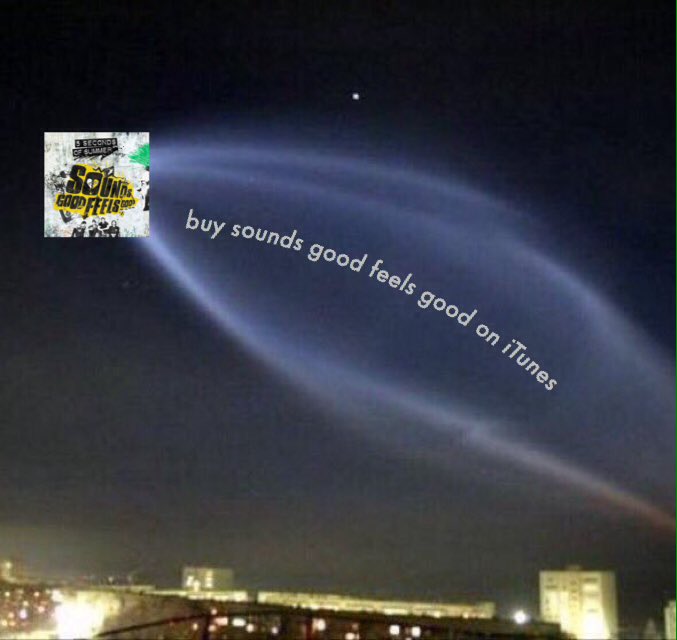 stripedstees's tweet photo. A message to everyone from the aliens last night...

#SoundsGoodFeelsFood https://t.co/Zk5KAZpKpP