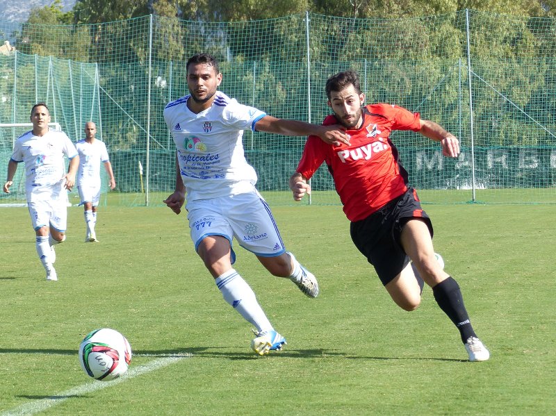 VELEZCFoficial's tweet photo. 12ª JDA. - 3ª DIVISIÓN - GRUPO IX
8 Noviembre 2015 - @MarbellaFCenter
@UdSanPedro 1-2 #VélezCF
Fotos: @jarosacruz https://t.co/eMzFgO2w8n