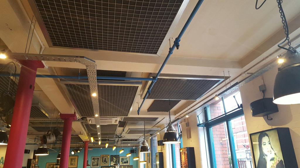 Imperia_build's tweet photo. The newly refurbished thali cafe Bedminster. A nice warm industrial feel with lots of amazing art work. Good food 2 https://t.co/hTDFQjDkmT