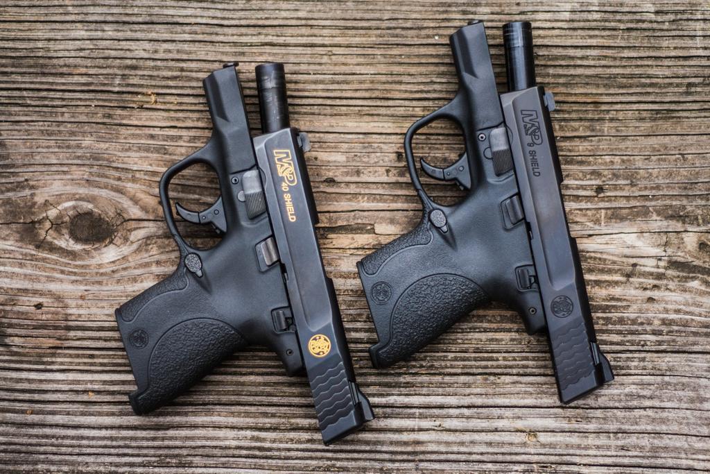 barrett_caleb's tweet photo. Mine and @alwayswright777 M&amp;P shield twinsies.  #40cal #9mm https://t.co/FBqK4dbiLc
