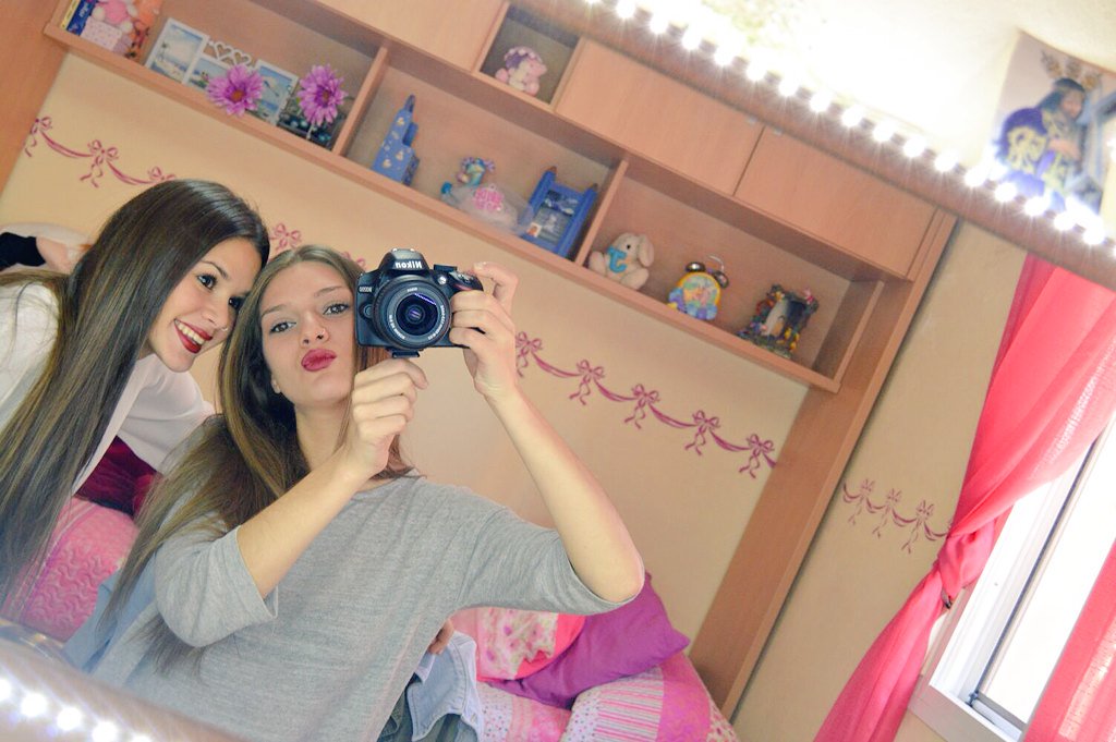 yoanaruiz17's tweet photo. Y que a pesar de todo te quiero un mundo💞 https://t.co/bugD17KdVQ