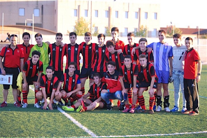 Franrodriguezpo's tweet photo. gran derbi !!!! 0.5 cadete andaluza cordoba vs seneca. felicidades campeones!!! https://t.co/OjMRnlRNLk