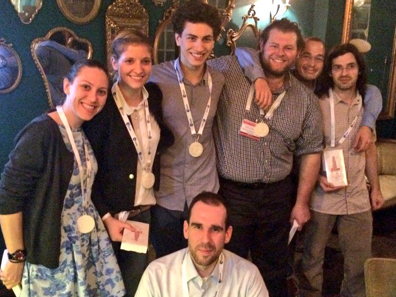 Biofab2015's tweet image. The winning team of the @Biofab2015 young scientists pub quiz! Congratutions!!