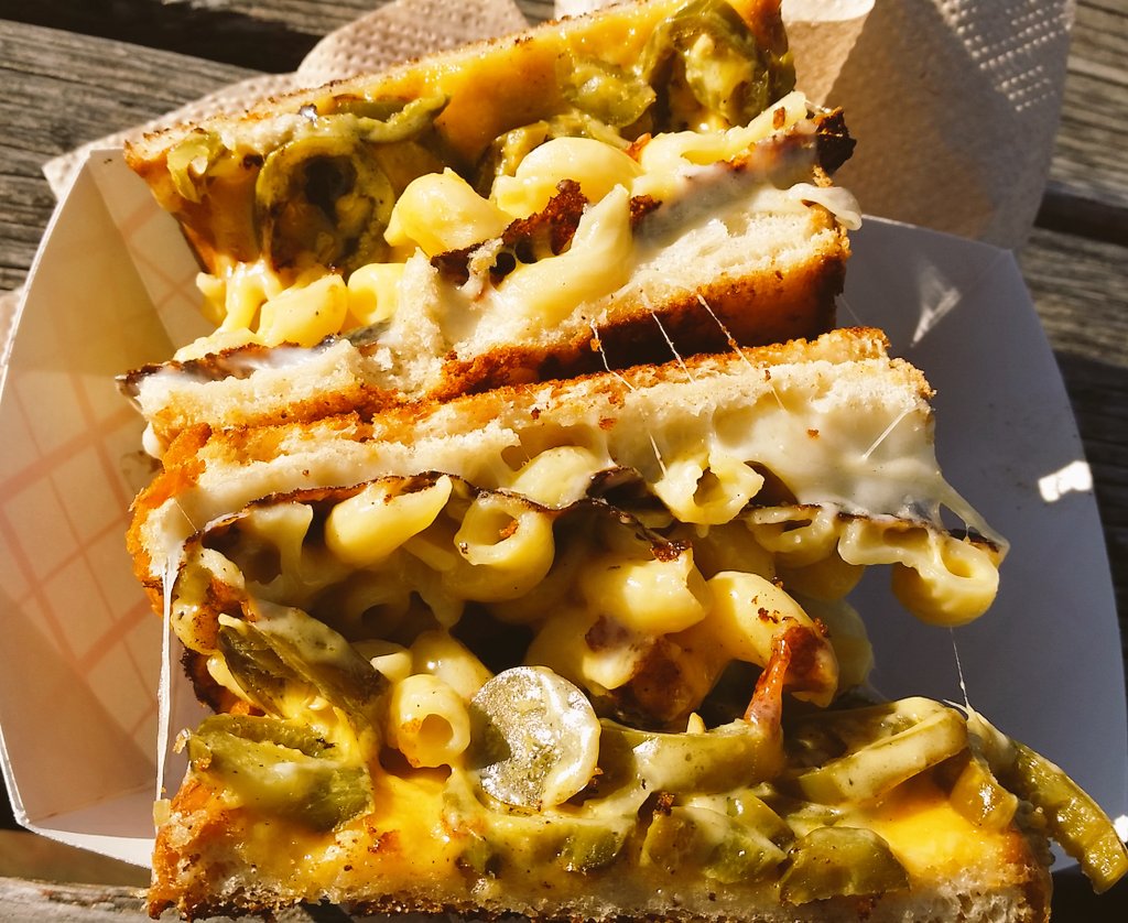 SamCheeThatsMe's tweet photo. Had @EatGorgonzilla for the first time @ClearforkPark. Mac and cheese greatness in my sandwich! #AddJalepenos https://t.co/sH1XlnrQ0e