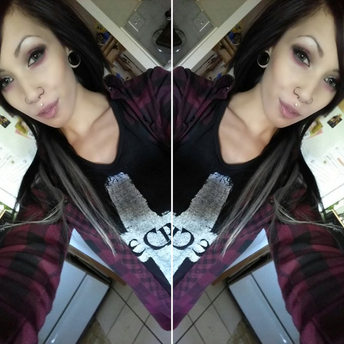 🔥🍬🔪👻🍁  "It can't rain all the time.."  😍 https://t.co/VlbEbkTNTw<a href="/tag/nightmares"class="tags"><span>#nightmares</span></a><a href="/tag/babysittermaterial"class="tags"><span>#babysittermaterial</span></a>