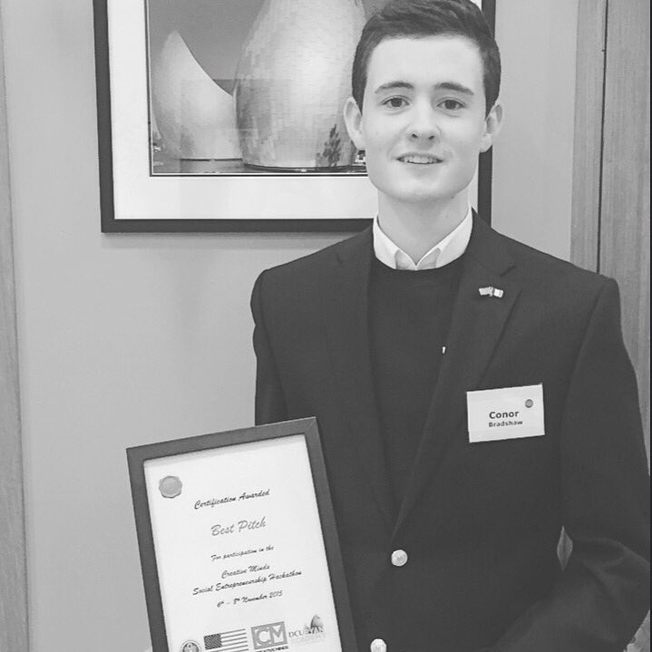 conorbradshaw's tweet photo. Won 'Best Pitch' at the US Embassy,entrepreneurship Hackathon ☺️ amazing team &amp; equally amazing product #CMHack15 https://t.co/w59yNVYPlg