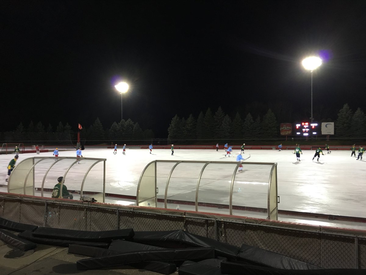 Bandy is officially open at the Roseville Oval!