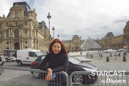 Ssinz2's tweet photo. #ParkShinHye #inParis https://t.co/jFWB6CPt2Y