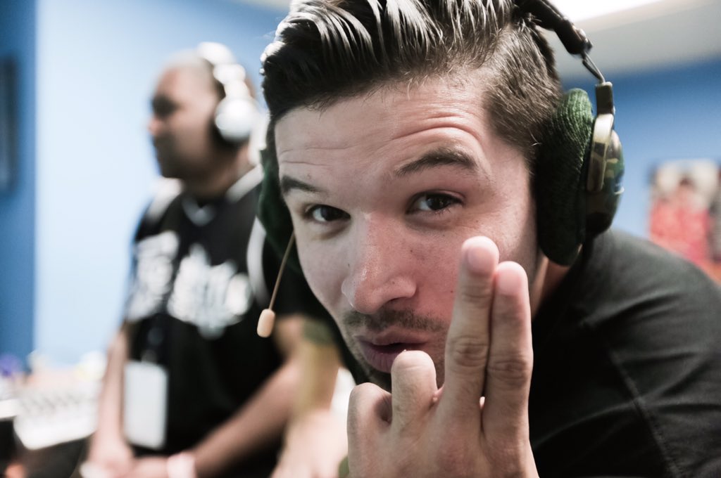 stanceelements's tweet photo. We got @Marleyhk and @DJRenegadeUK going over the battles at #FSS15 #udef #probreakingtour https://t.co/v0tq8iPBqD