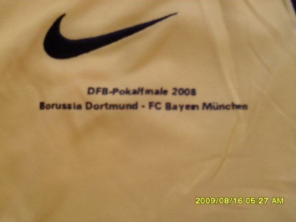 Chistyakov1925's tweet image. shirt from kringe from the 2008 pokalfinal v bayern #kringe #pokalfinal #mrsputinsshirts