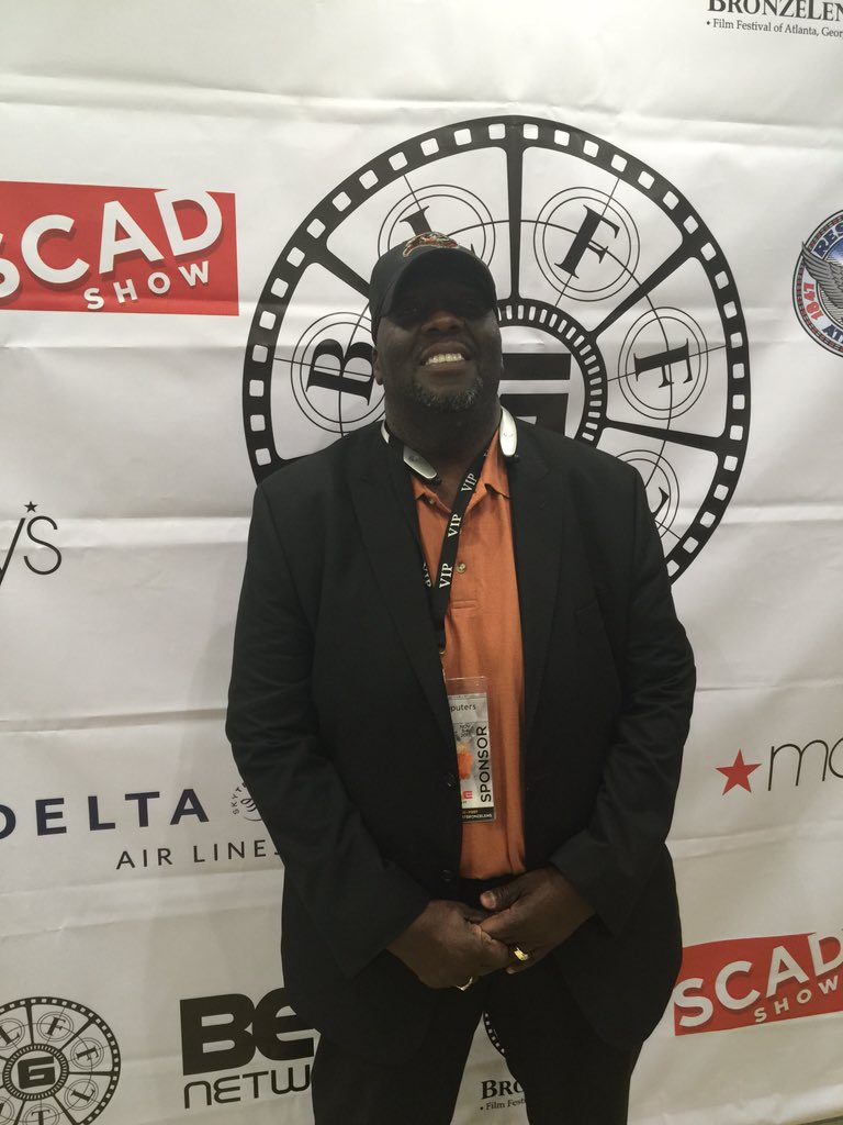 MauriceHayes86's tweet photo. .@BronzeLens #evolvewithbronzelens #BLFF2015 https://t.co/FQCaA38PGn