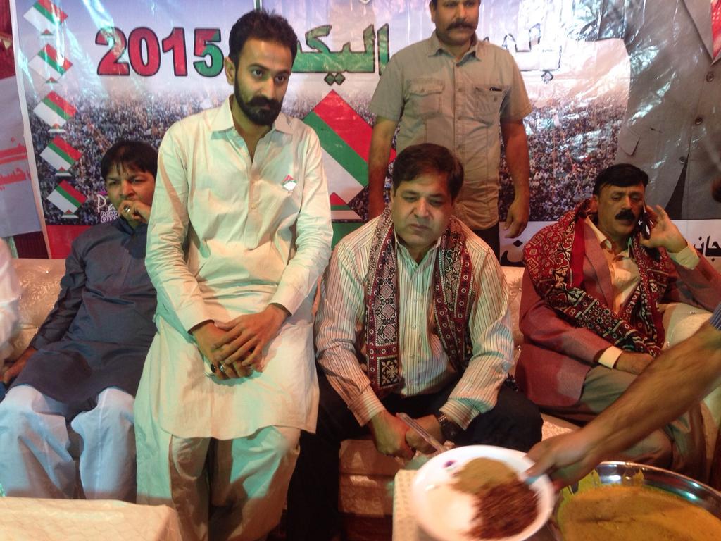 ZafarKzRajput's tweet photo. Corner Meeting & Haleem #UC94 #UnitKohsar https://t.co/7XRONcqN8Y